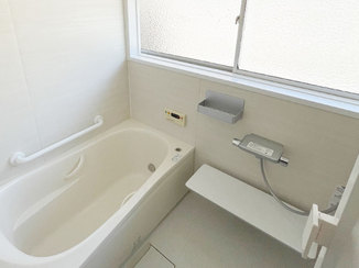 バスルームリフォーム 快適に使える水廻り設備とフローリングの和室
