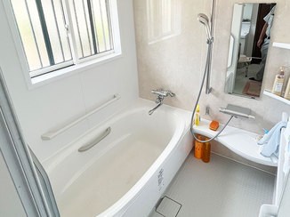 バスルームリフォーム 安全性が高まった浴室と使い勝手の良い洗面所