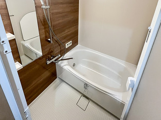 バスルームリフォーム 収納が増えてお手入れもしやすくなった浴室と洗面所